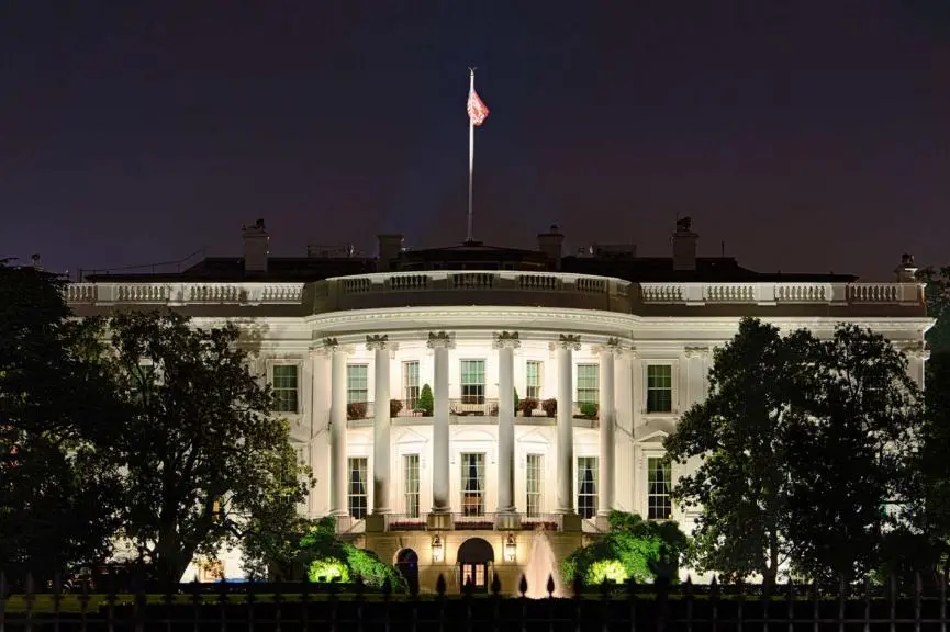 Πώς το shutdown δυσχεραίνει τη λήψη αποφάσεων της Fed