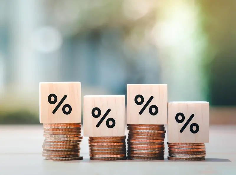 Επιτόκια: Οι traders ενισχύουν τα στοιχήματα για αύξηση από BoE και ΕΚΤ