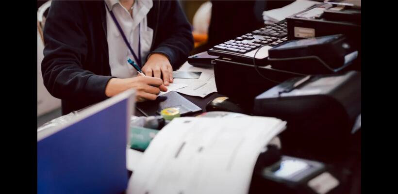 Στις 55.367 οι κυβερνητικοί - Αύξηση 0,1% σε ετήσια βάση