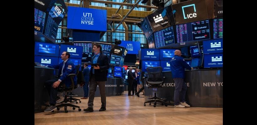 Wall Street: Ξανά πάνω από τις 50.000 μονάδες ο Dow Jones – Aνοδος για Cisco και Boeing
