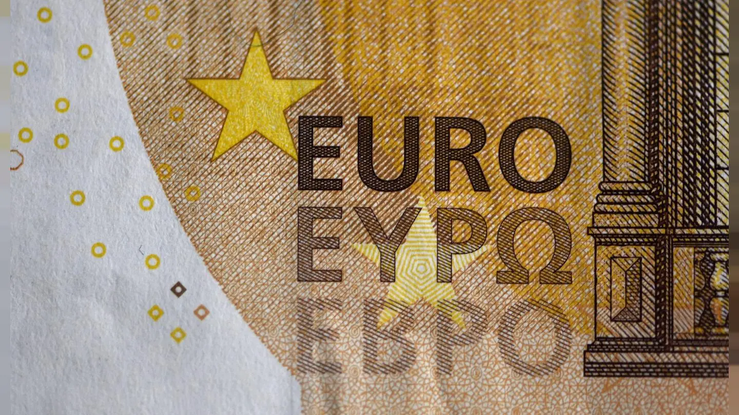 Καταρρέουν οι προσδοκίες για οικονομία και απασχόληση