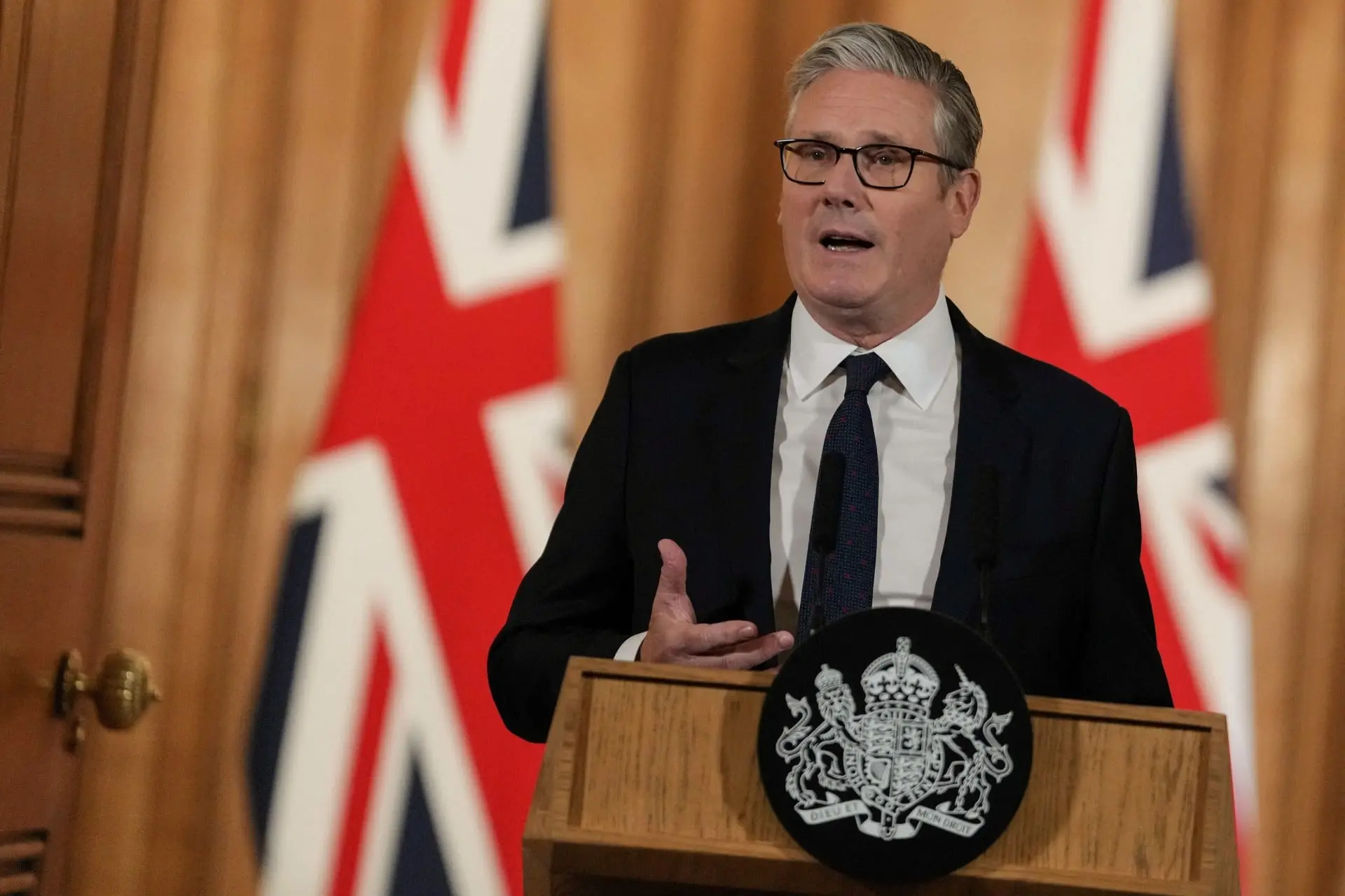 Βρετανία: Ο Στάρμερ απαγορεύει τα social media στους κάτω των 16 ετών – «Επιστρέφουμε στα παιδιά την παιδικότητά τους»
