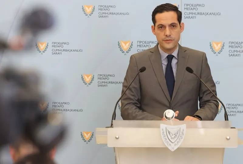 Παγώνει η απεργία των ωρομίσθιων μετά τη συνάντηση με Χριστοδουλίδη