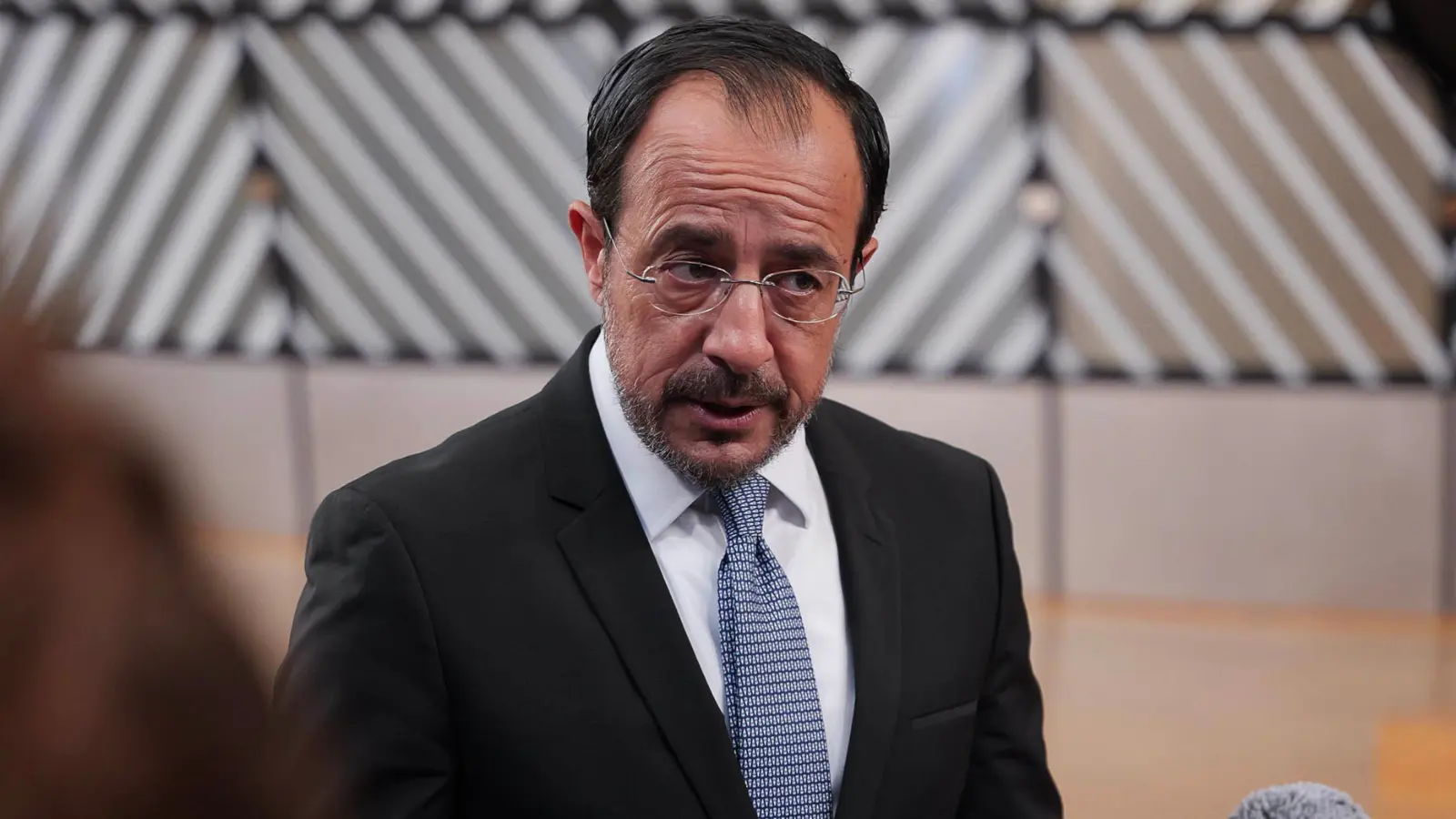 Προς περικοπές 10%-11% στον προϋπολογισμό της ΕΕ – Τι εισηγείται ο Ν. Χριστοδουλίδης