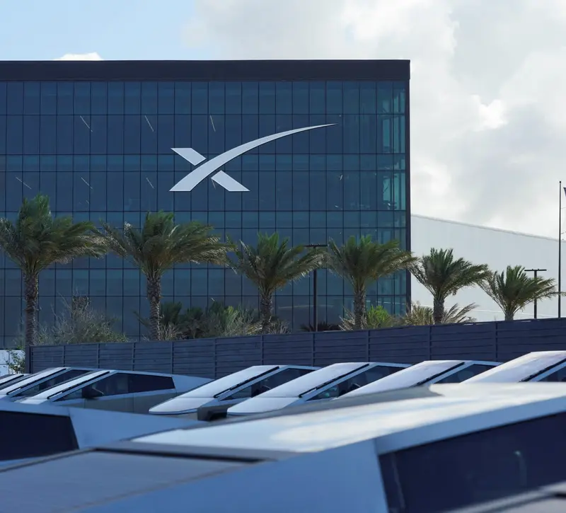 SpaceX: Eξαγοράζει την εταιρεία τεχνητής νοημοσύνης Cursor σε συμφωνία-μαμούθ $60 δισ.