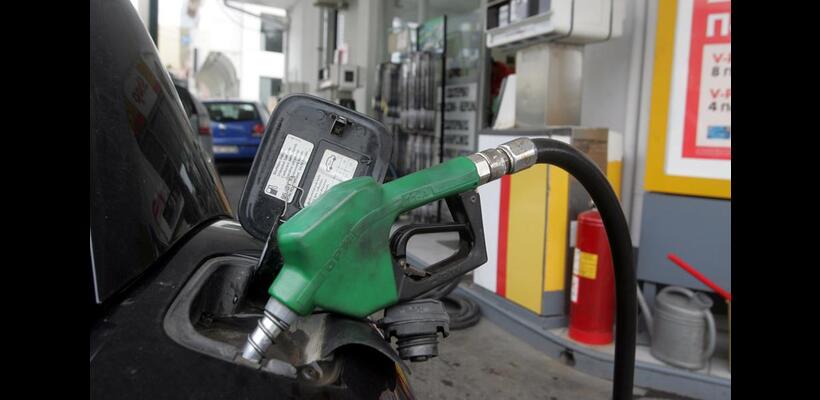 Καύσιμα: Γιατί οι τιμές του ντίζελ ανεβαίνουν πιο γρήγορα από της βενζίνης