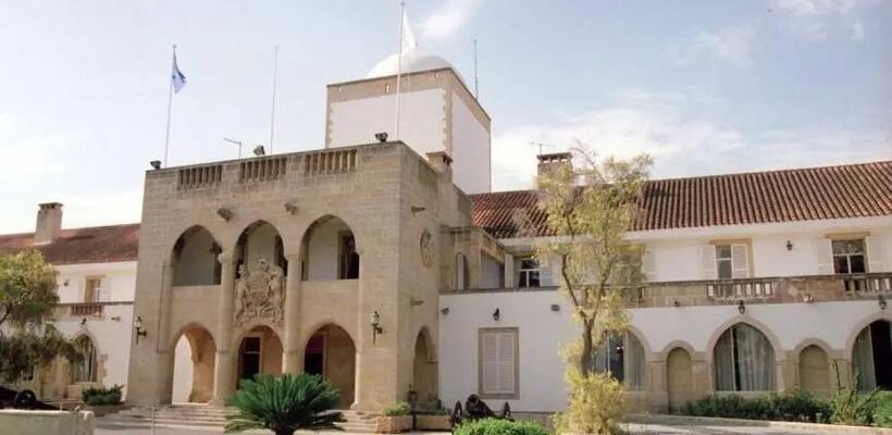 Αφθώδης πυρετός και αυξήσεις τιμών στο επίκεντρο του Υπουργικού σήμερα