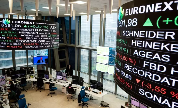 Rebound στα ευρωπαϊκά χρηματιστήρια μετά τη Fed με το βλέμμα στις γεωπολιτικές εξελίξεις