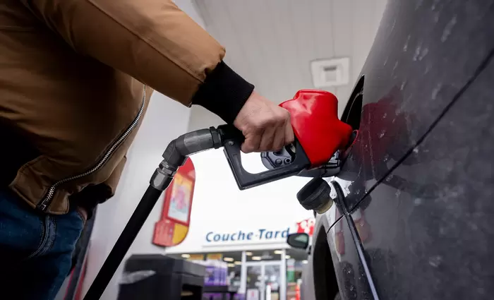 Goldman Sachs: Το πετρελαϊκό σοκ πλήττει περισσότερο τα καύσιμα από το αργό - Οι διαφορές με το 2022