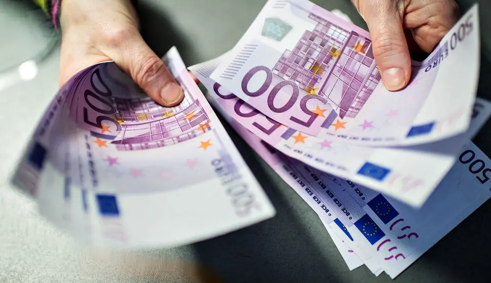 Μυστηριώδης ευεργέτης έκανε δωρεές €200.000 στη Γερμανία