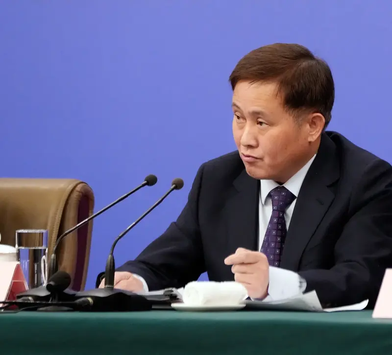 Λαϊκή Τράπεζα της Κίνας: Κίνδυνοι και ευκαιρίες στην Τεχνητή Νοημοσύνη