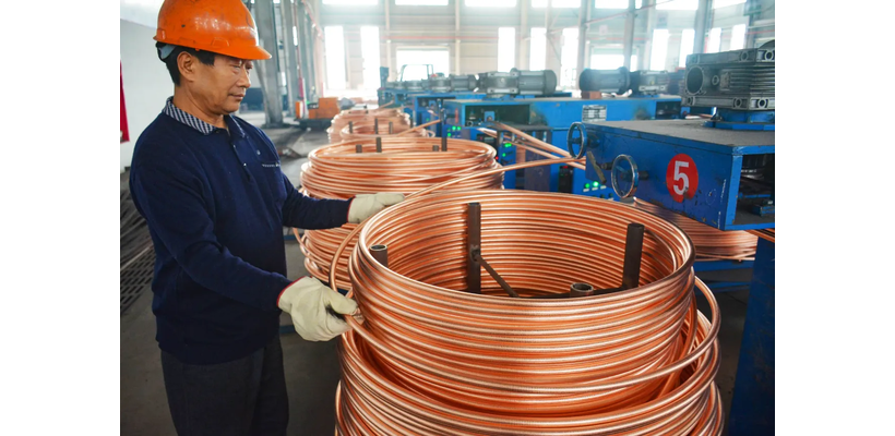 Ο χαλκός χάνει όλα τα κέρδη του 2026 μετά την κλιμάκωση στη Μέση Ανατολή