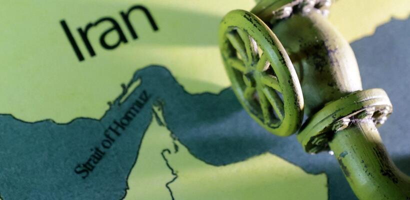 Στενά Ορμούζ: Τέλη διέλευσης για τα πλοία φέρεται να εξετάζει το Ιράν