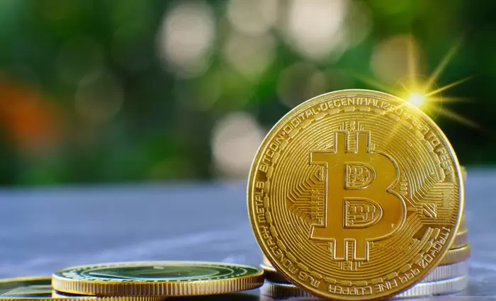 Βυθίστηκε κάτω από τα $70.000 το Bitcoin