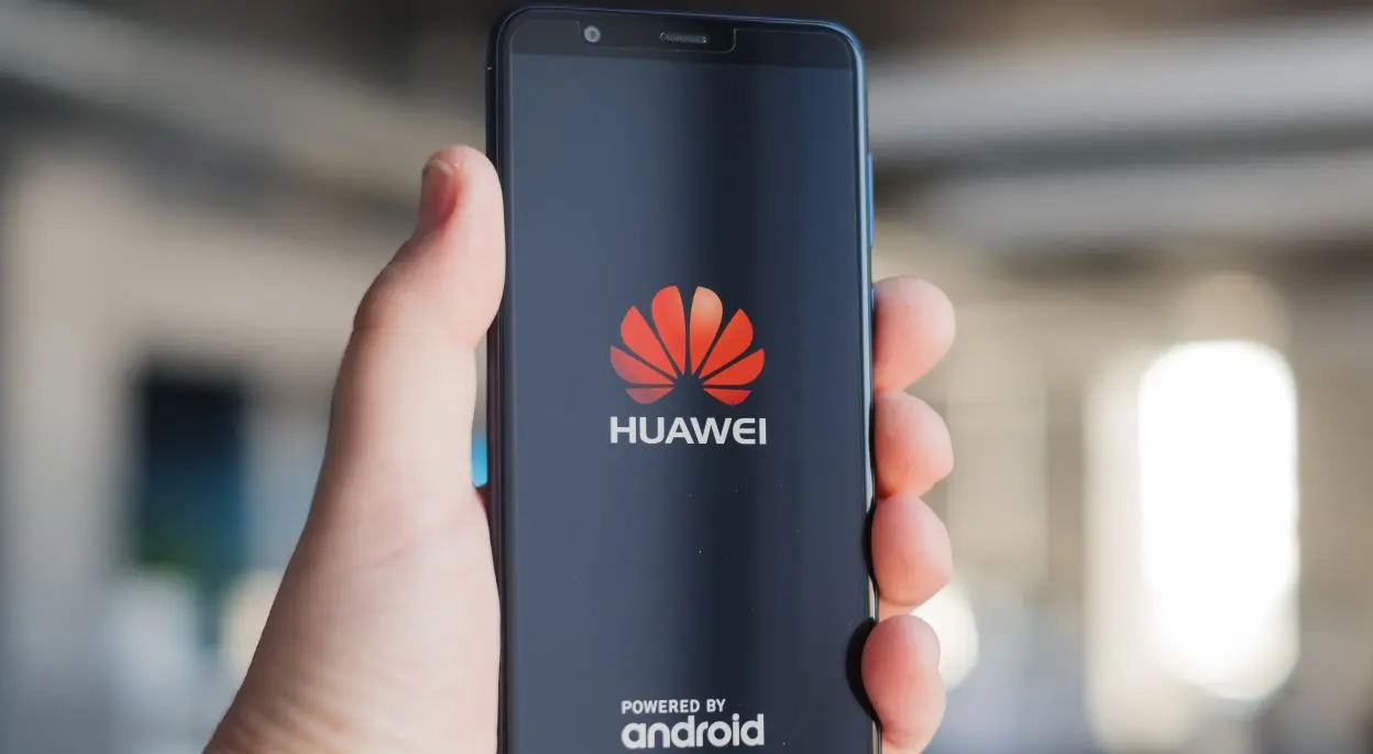 Μυστηριώδες teaser για νέο smartphone δημοσίευσε η Huawei