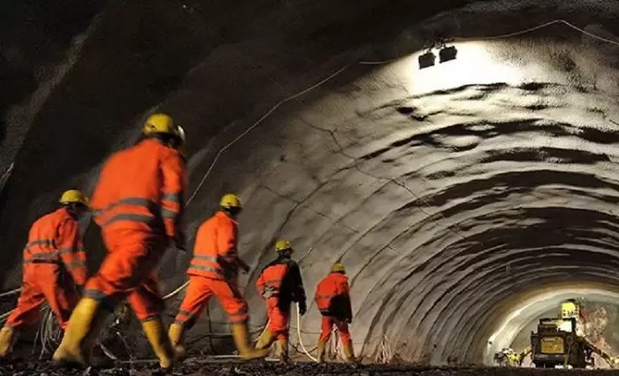 Η τεχνολογία εξελίσσει τη μεταλλευτική βιομηχανία