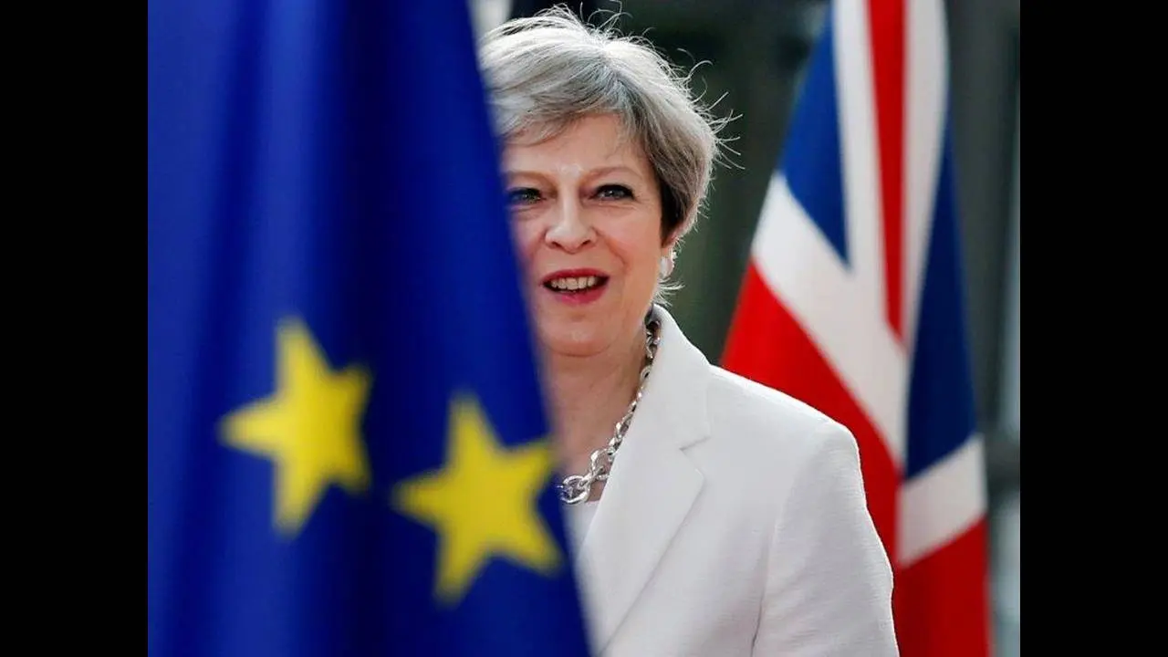 Μέι: Το Brexit πρέπει να υλοποιηθεί