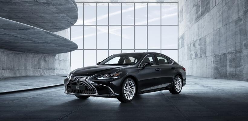 Νέο LEXUS ES: Υψηλότερο επίπεδο ποιότητας και φινέτσας