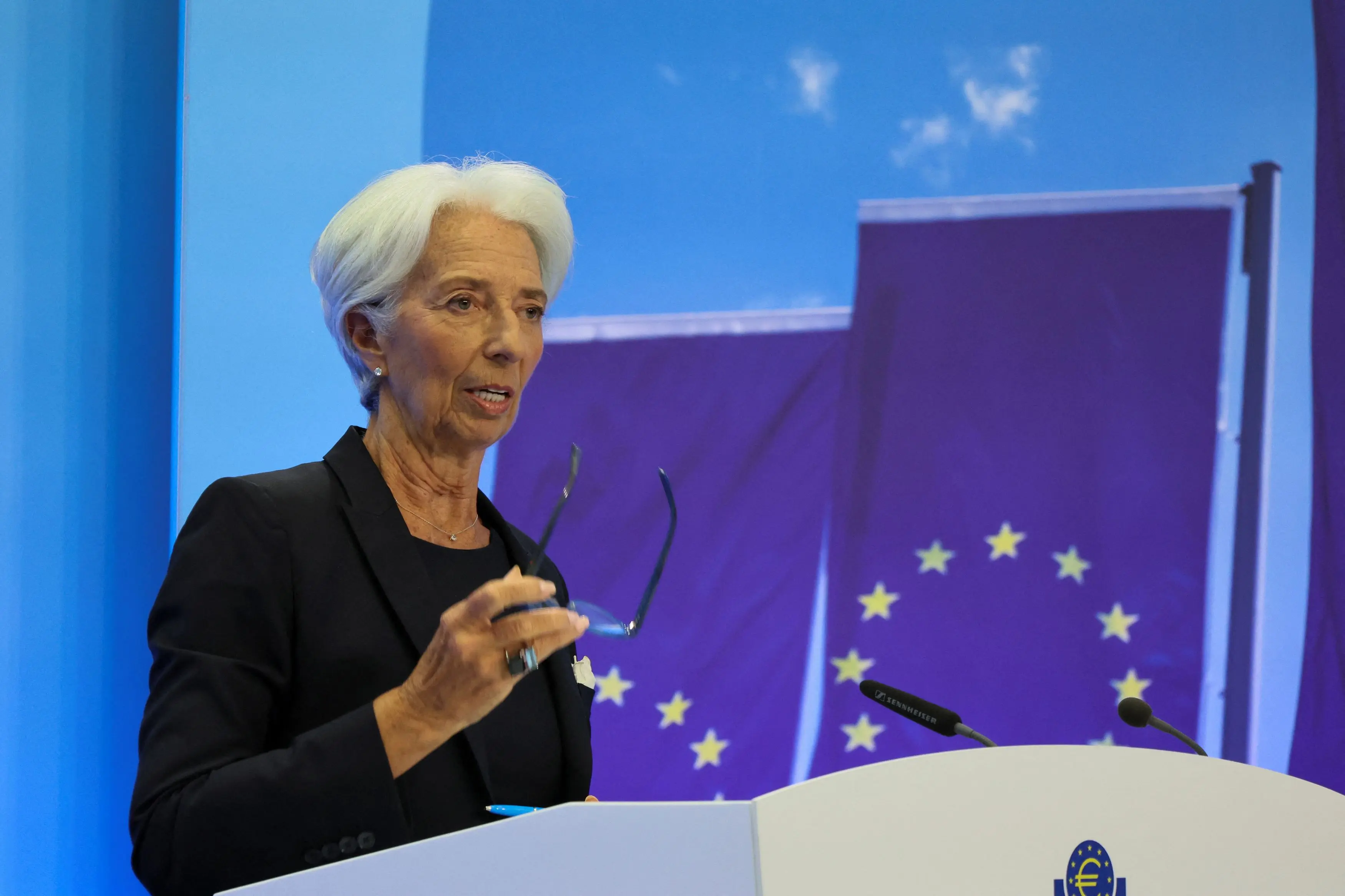 Κριστίν Λαγκάρντ: Η ΕΚΤ πλησιάζει στον στόχο με τον πληθωρισμό