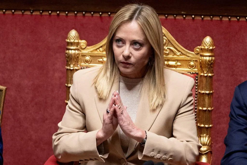 Τζόρτζια Μελόνι: Η γυναίκα που κινεί τα νήματα της Ευρώπης