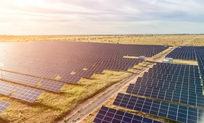 Ηλιακή ενέργεια: Σε ιστορικά χαμηλά τα κέρδη στην Ευρώπη λόγω μακράς ηλιόλουστης άνοιξης