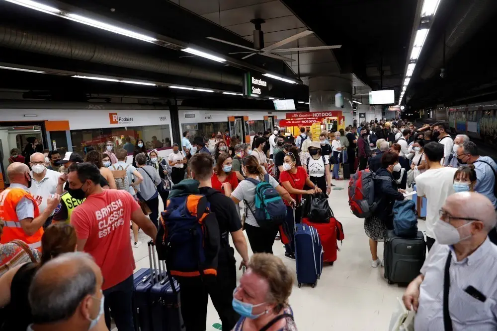 Χάος στις μετακινήσεις λόγω απεργίας στους σιδηρόδρομους της Βρετανίας