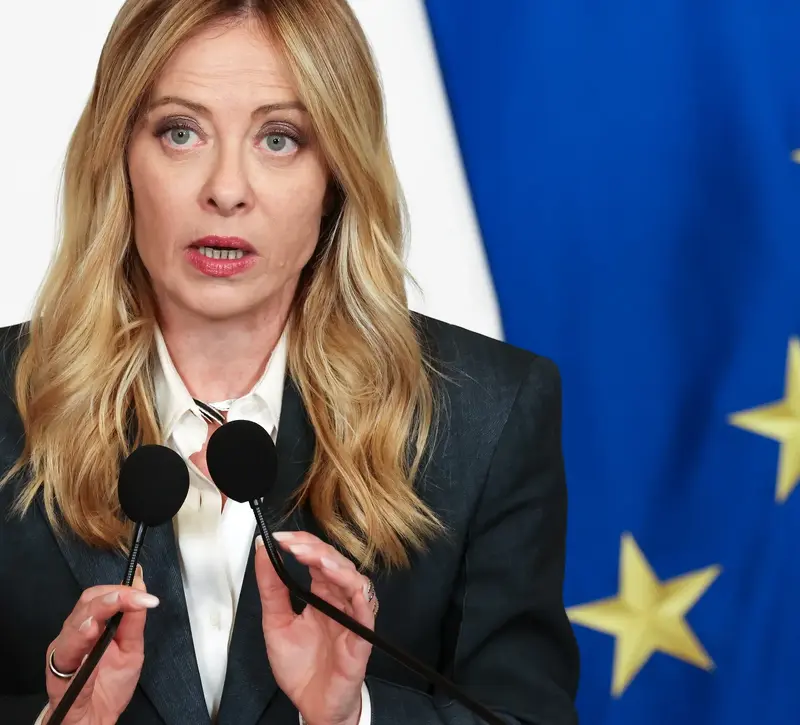 Μελόνι προς CEO της Terna: Ή την προεδρία της Eni ή αποχώρηση με €7,3 εκατ.