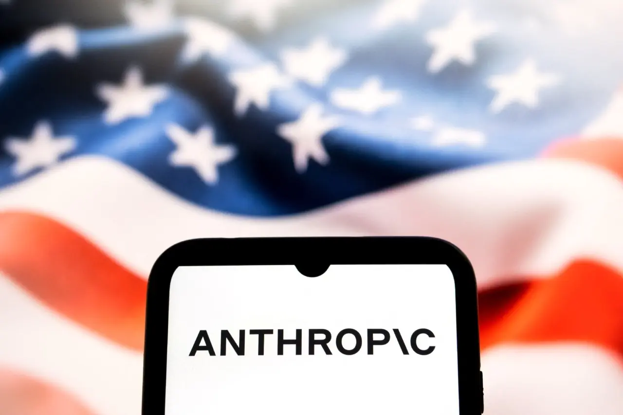 Anthropic: Πράσινο φως σε συμβιβασμό-ρεκόρ $1,5 δισ. για εκπαίδευση AI με βιβλία