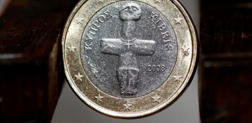 Το εμείς αντί του εγώ