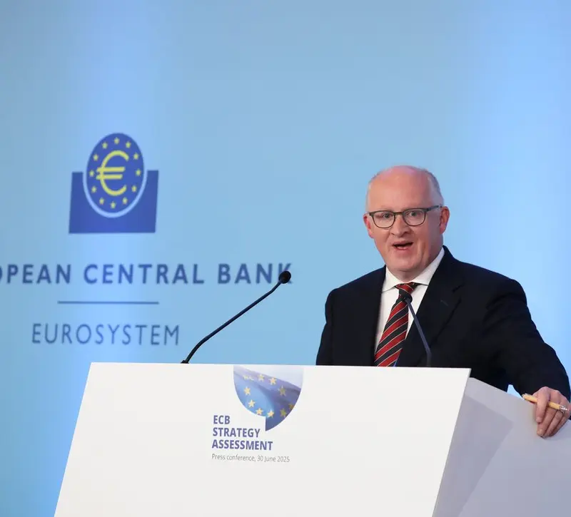 Λέιν (ΕΚΤ): Ο πληθωρισμός μπορεί να μείνει πάνω από το 2% για μεγάλο διάστημα