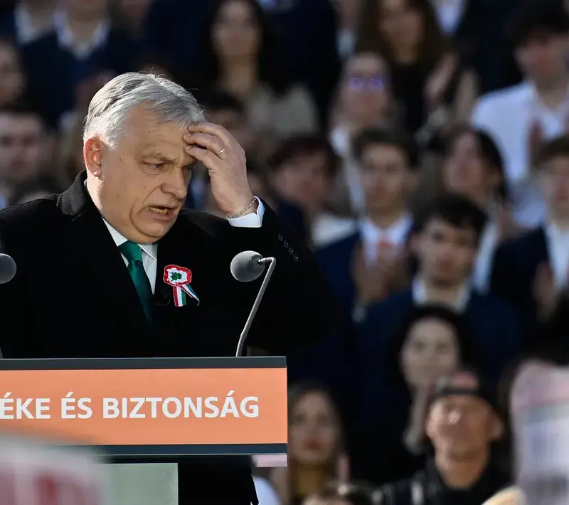 Κατάρρευση – σοκ 50% σε εμβληματική μετοχή «δείχνει» το τέλος της κυριαρχίας Όρμπαν στην Ουγγαρία