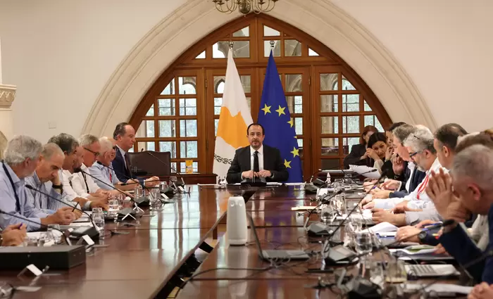 Κλείδωσαν νέα μέτρα για αφθώδη πυρετό – Τι ανακοίνωσε η Μ. Παναγιώτου