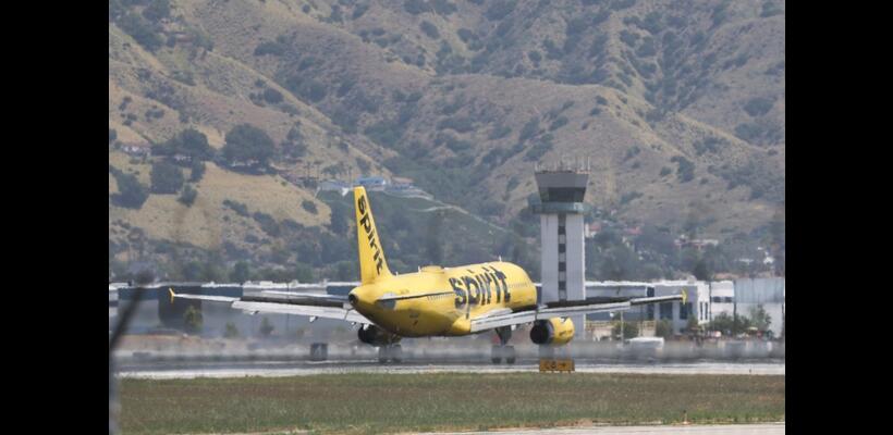 Τίτλοι τέλους για Spirit Airlines μετά το ναυάγιο των συνομιλιών με την κυβέρνηση Τραμπ – Ακυρώθηκαν όλες οι πτήσεις