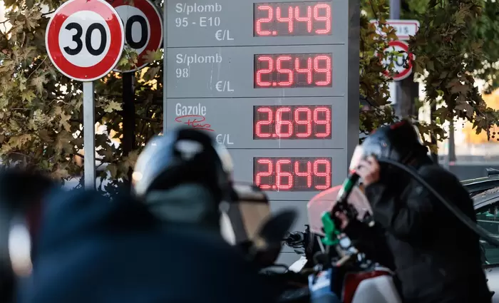 Ντίζελ: Σε ιστορικό υψηλό η μέση τιμή στα πρατήρια καυσίμων της ΕΕ – Άγγιξε τα 2,23 ευρώ το λίτρο
