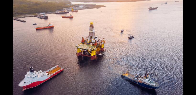 Ρωσία και Ιράν ρίχνουν τις τιμές για να καταφέρουν να πουλήσουν το πετρέλαιό τους στην Κίνα