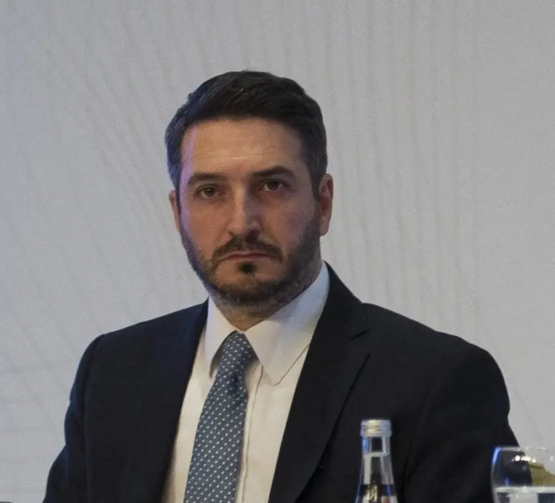 Τουρκία: Συνελήφθη πρώην υποδιοικητής της κεντρικής τράπεζας για το σκάνδαλο των funds