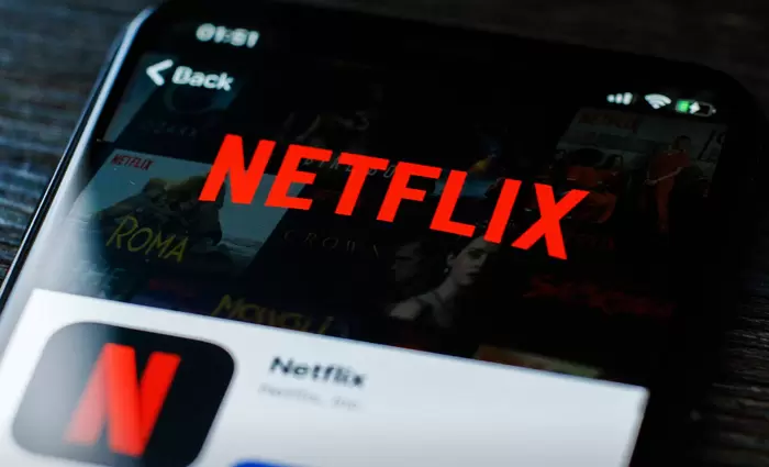 Netflix: Οι χρήστες παρακολουθούν λιγότερο περιεχόμενο και ανοίγουν σπανιότερα την εφαρμογή