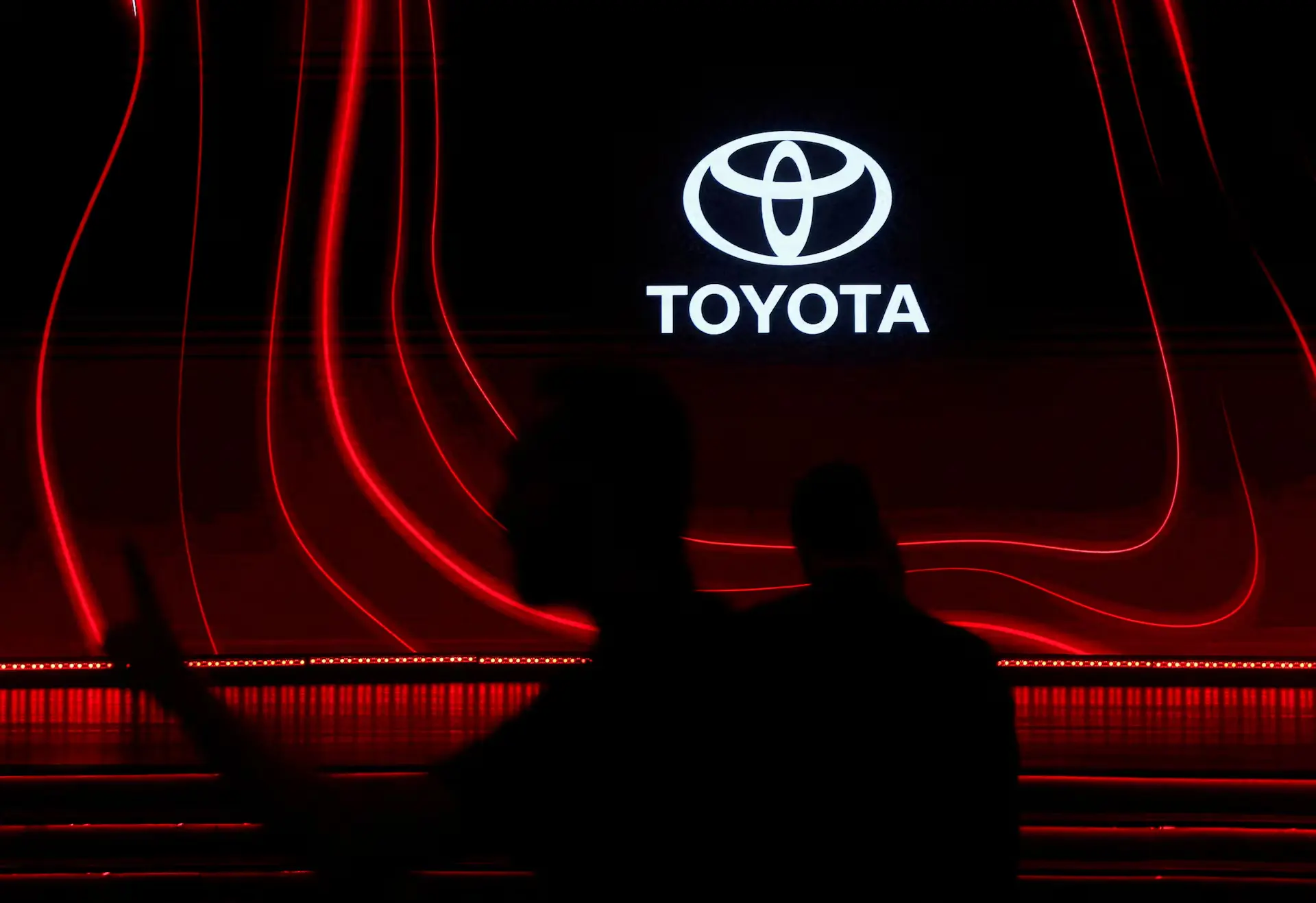 Toyota: Σχεδιάζει πώληση μετοχών αξίας 19 δισ. δολ για την ενίσχυση των εταιρικών μεταρρυθμίσεων