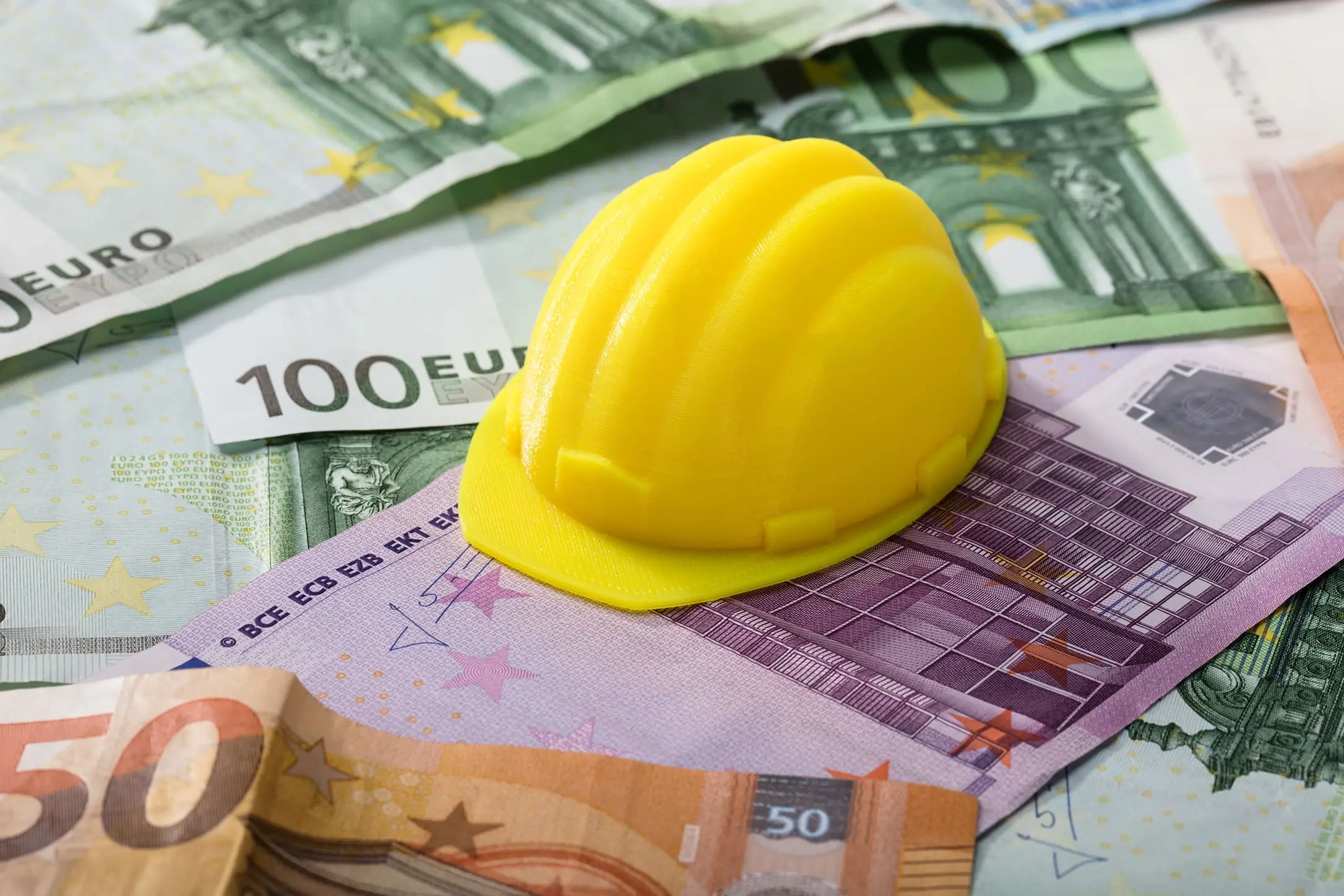 Δεν πέφτει το κόστος στην οικοδομή - Νέος πονοκέφαλος το σκυρόδεμα