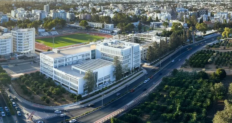 Στην Ελλάδα το Ευρωπαϊκό Πανεπιστήμιο Κύπρου – Κατατέθηκε επίσημα η αίτηση για παράρτημα στην Αθήνα