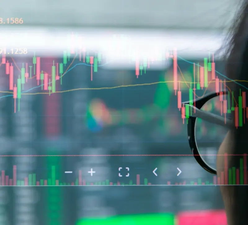 Ασιατικές αγορές: Νέο υψηλό για Nikkei με ώθηση από το Takaichi trade – Ρεκόρ και σε Ν. Κορέα