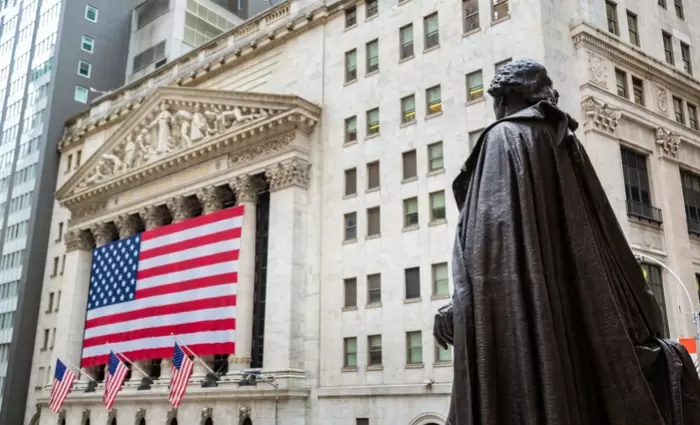 Wall Street: Στάση αναμονής εν μέσω γεωπολιτικής αβεβαιότητας και μπαράζ εταιρικών αποτελεσμάτων