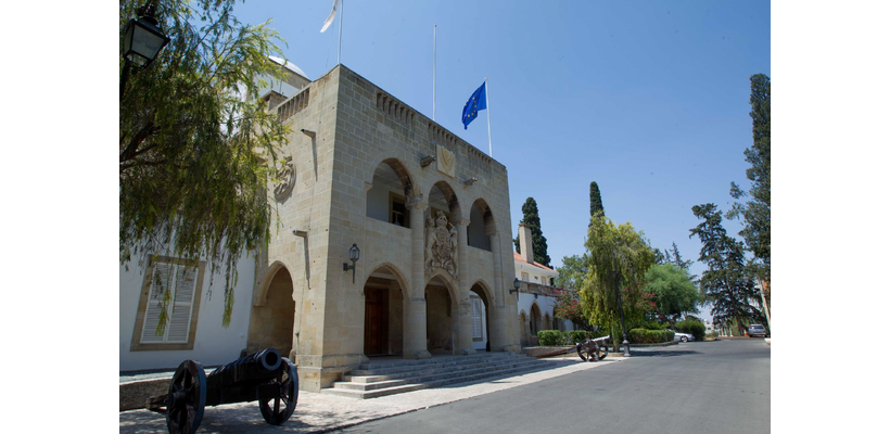 Κρίσιμη συνάντηση για ωρομίσθιο προσωπικό στο Προεδρικό