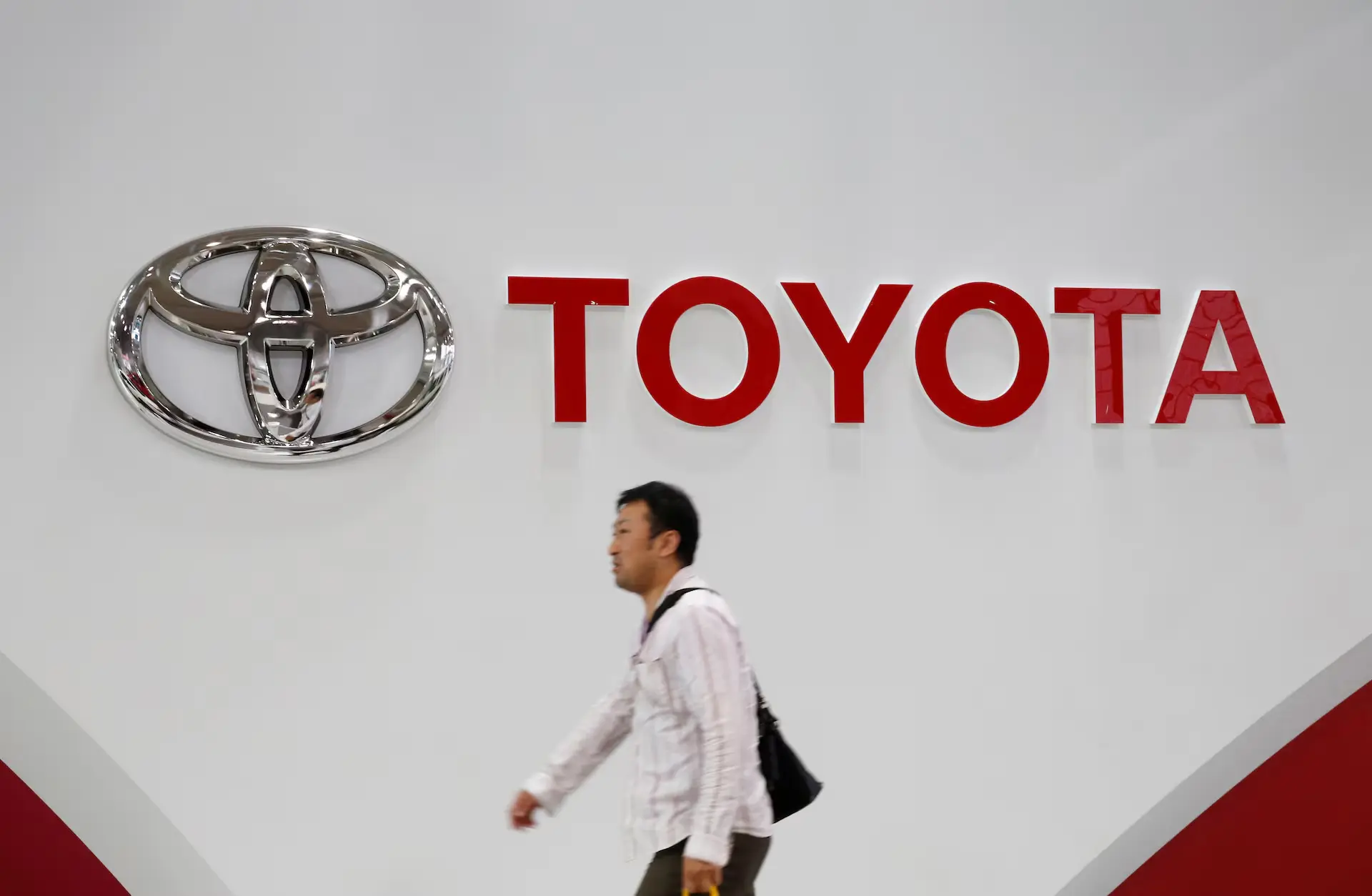 Toyota: Πτώση στις πωλήσεις με φόντο την κρίση στη Μέση Ανατολή  – Βουτιά 92% στις εξαγωγές