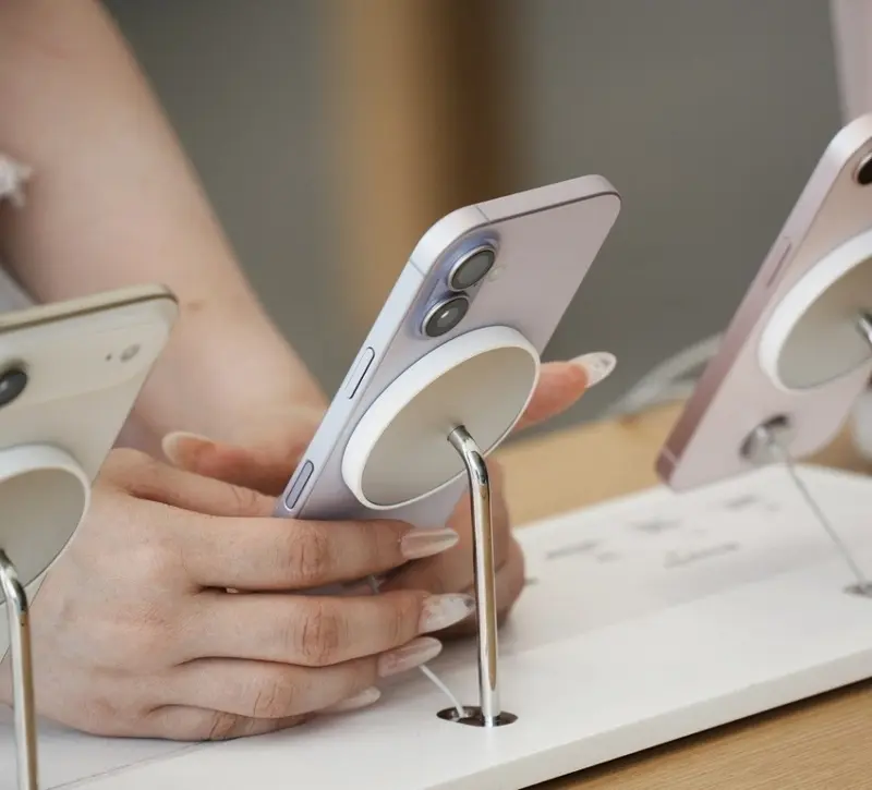 iPhone με τον μήνα: Η Apple εγκαινιάζει πρόγραμμα leasing από $17,99 σε συνεργασία με την Klarna