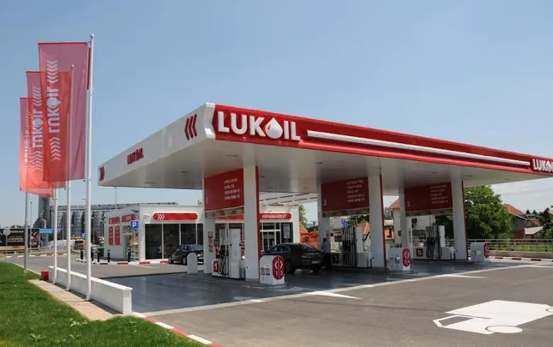 Παραιτήθηκε ο επικεφαλής της Lukoil λόγω κυρώσεων