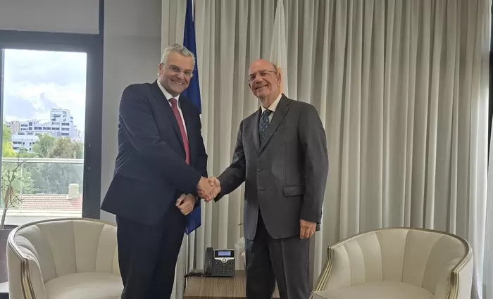 Συζήτησαν ενίσχυσαν διμερών σχέσεων ο Μ. Κεραυνός με τον Γερμανό Πρέσβη