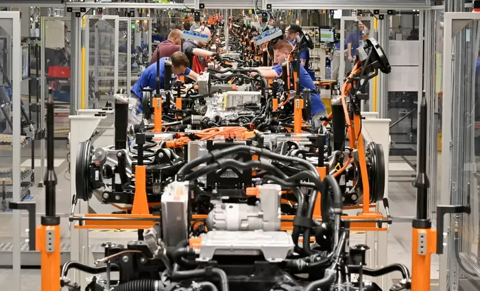 Γερμανία: Η Volkswagen είπε στους εργαζόμενους ότι οι τρέχουσες περικοπές θέσεων εργασίας δεν επαρκούν