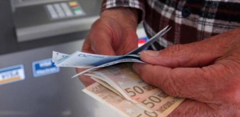 Μόνο 13 από τις 120 χιλιάδες συνταξιούχων έλαβαν πέρσι πασχαλινό επίδομα