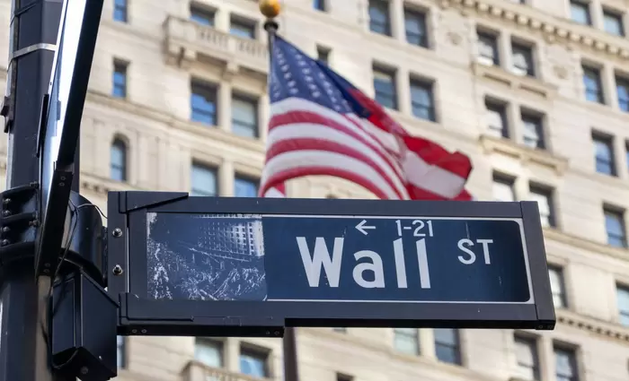 Επιχείρηση ανάκαμψης στη Wall Street μετά από πέντε εβδομάδες απωλειών